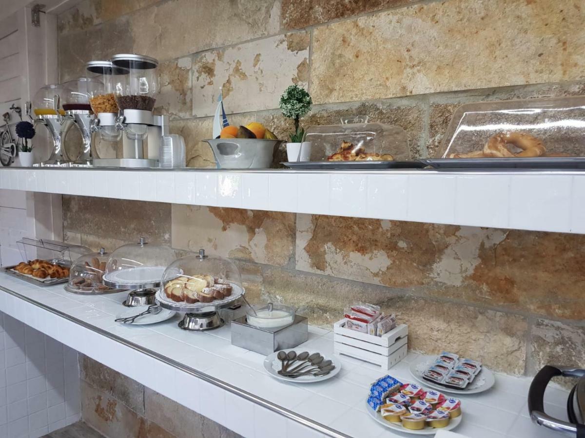 B&B Viale Dei Pini Кастелланета-Марина Екстер'єр фото
