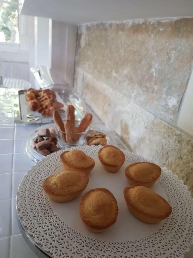 B&B Viale Dei Pini Кастелланета-Марина Екстер'єр фото