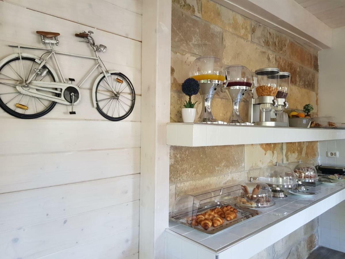 B&B Viale Dei Pini Кастелланета-Марина Екстер'єр фото